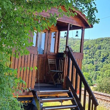 Autarkes Tiny House Mit Rheinblick Leilighet Rumikon Eksteriør bilde