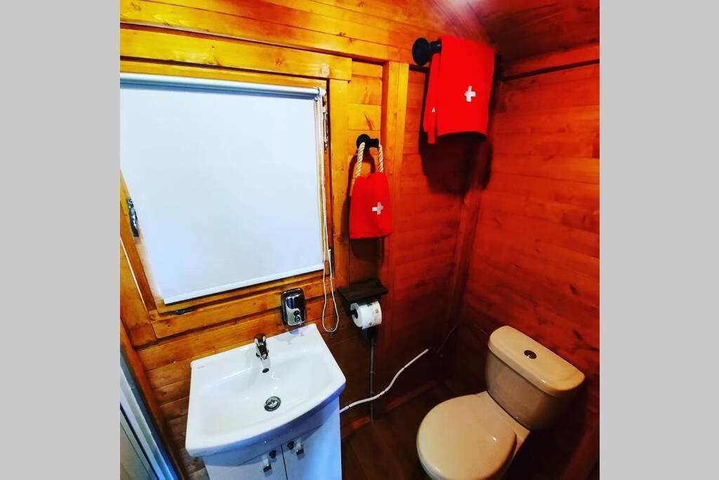 Autarkes Tiny House Mit Rheinblick Leilighet Rumikon Eksteriør bilde